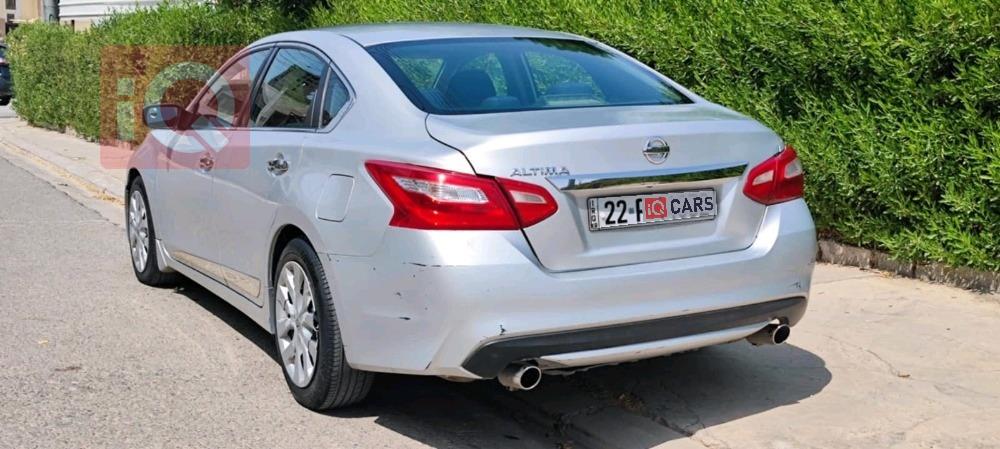 نيسان ألتيما